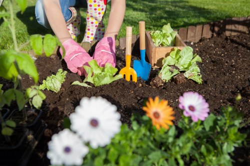 Screen-reader friendly content for Gardeners Alperton